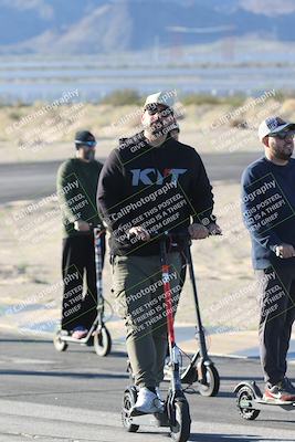 media/Jan-15-2026-Racers Edge (Thu) [[dfebeb70ab]]/1-Around the Pits-Track Walk/